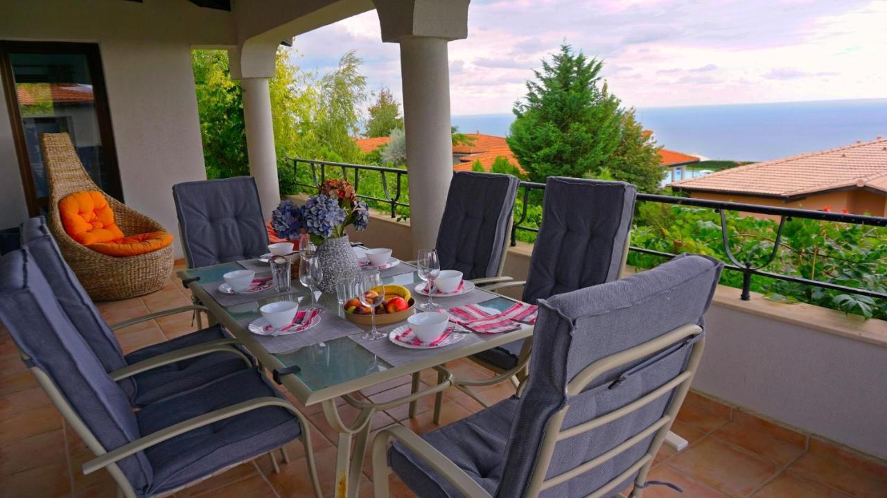 Вила Афина - Villa Afina Baltschik Exterior foto