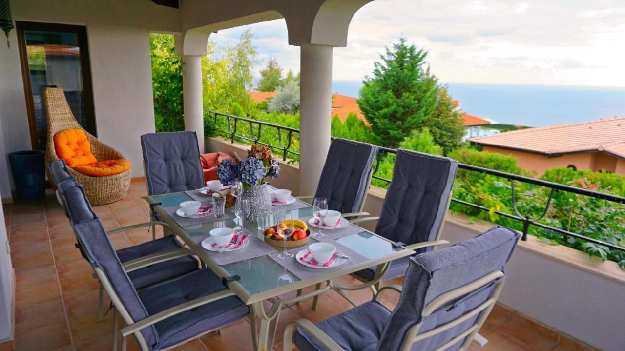 Вила Афина - Villa Afina Baltschik Exterior foto
