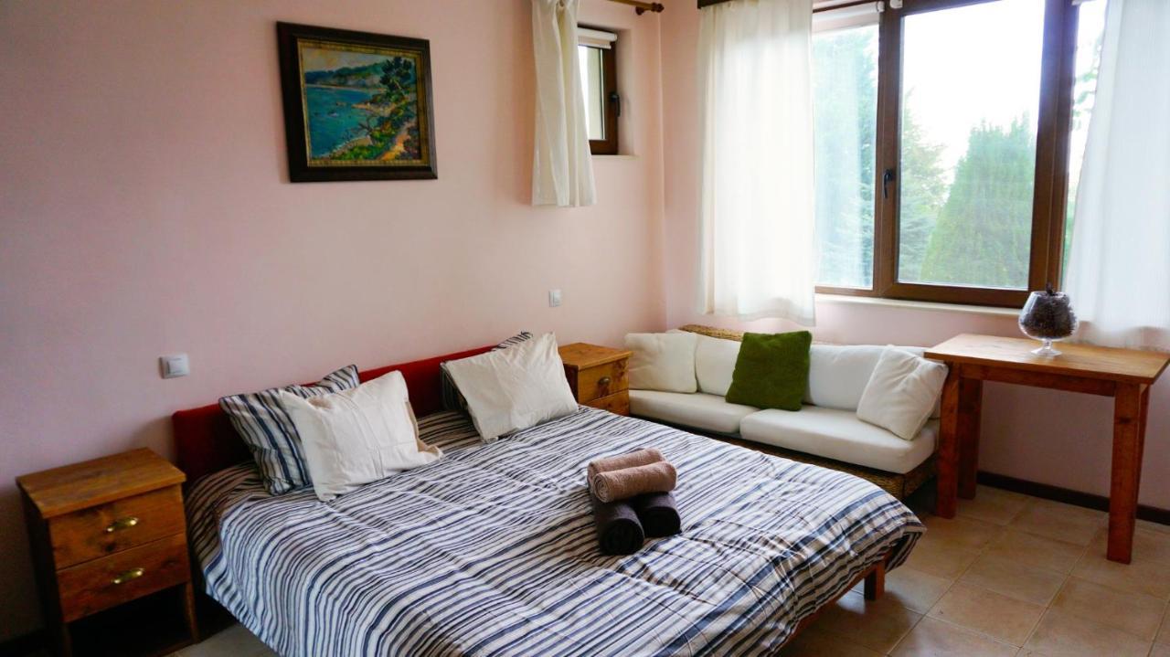 Вила Афина - Villa Afina Baltschik Exterior foto