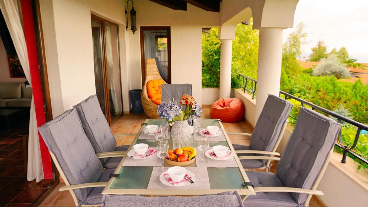 Вила Афина - Villa Afina Baltschik Exterior foto
